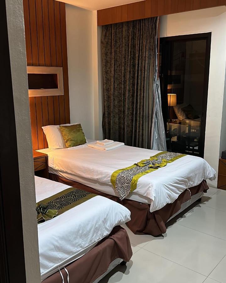 The Prisha Inn Patong Exterior foto